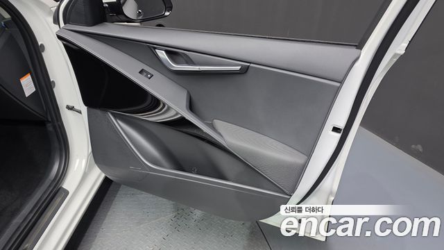 Kia Niro 2025 — photo 14