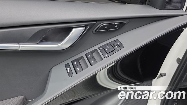 Kia Niro 2025 — photo 28