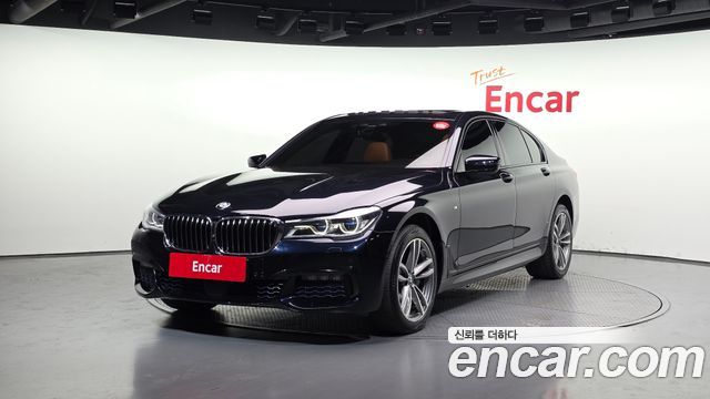 BMW 7-Series 2018 — photo 1
