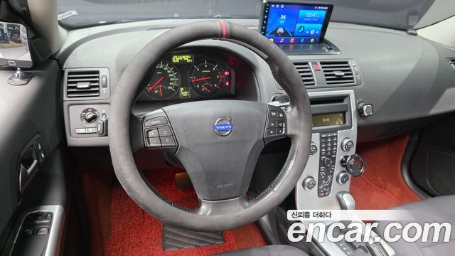 Volvo C30 2011 — photo 12