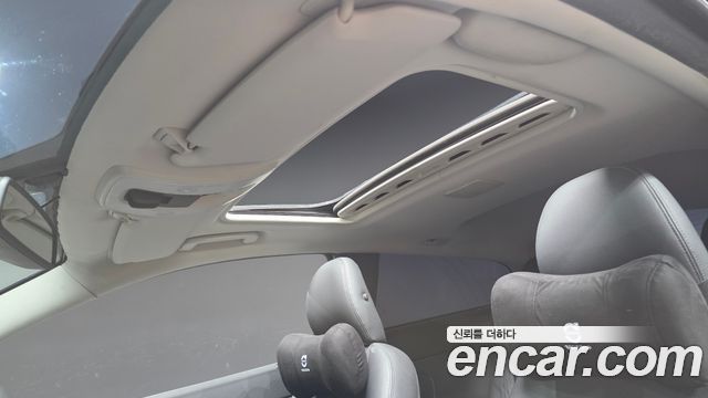 Volvo C30 2011 — photo 19
