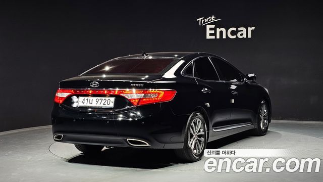 Hyundai Grandeur 2011 — photo 2