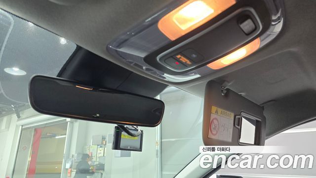 Hyundai AVANTE 2021 — photo 28