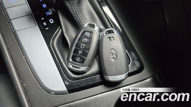Hyundai AVANTE 2021 — photo 29