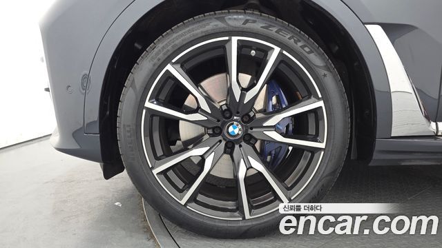 BMW X7 2022 — photo 5