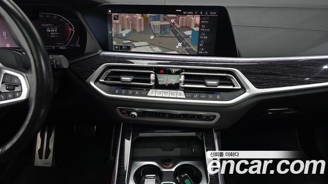 BMW X7 2022 — photo 14