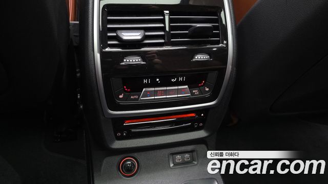 BMW X7 2022 — photo 18