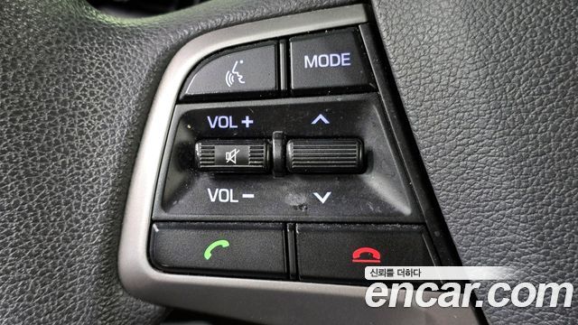 Hyundai AVANTE 2018 — photo 15