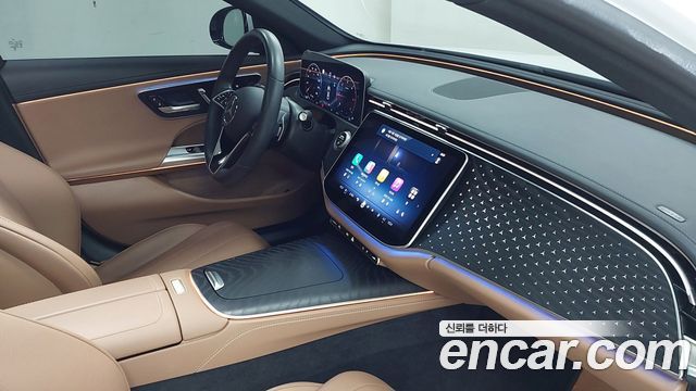 Mercedes-Benz E-Class 2024 — photo 13