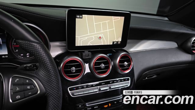 Mercedes-Benz GLC-Class 2017 — photo 20