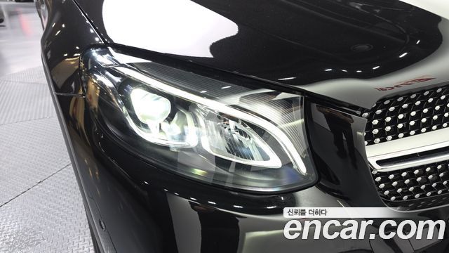 Mercedes-Benz GLC-Class 2017 — photo 8