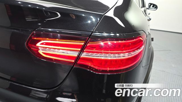 Mercedes-Benz GLC-Class 2017 — photo 9