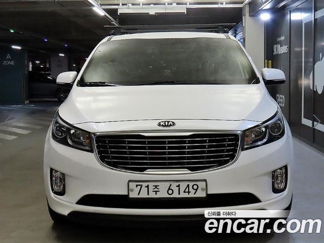 Kia Canival 2017 — photo 2