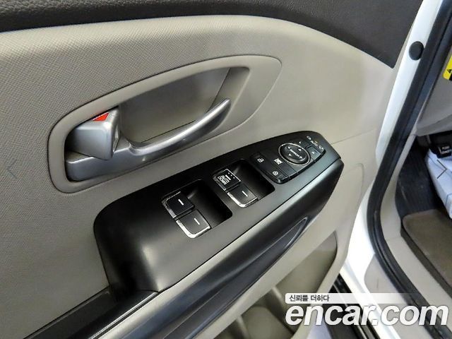 Kia Canival 2017 — photo 14