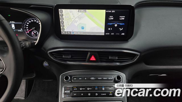 Hyundai Santafe 2022 — photo 19