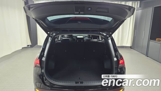 Hyundai Santafe 2022 — photo 26