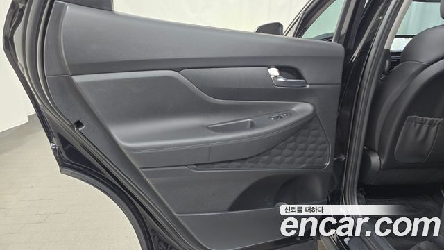 Hyundai Santafe 2022 — photo 15