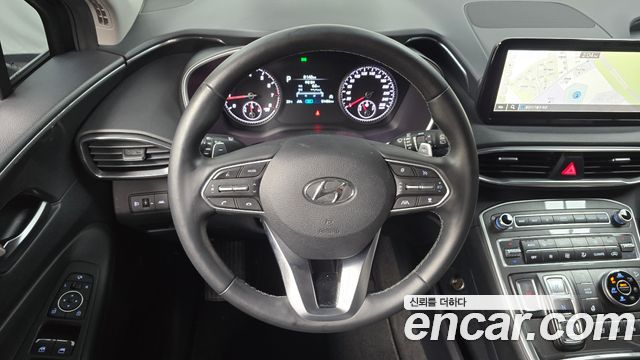 Hyundai Santafe 2022 — photo 16