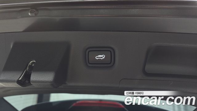 Hyundai Santafe 2022 — photo 30