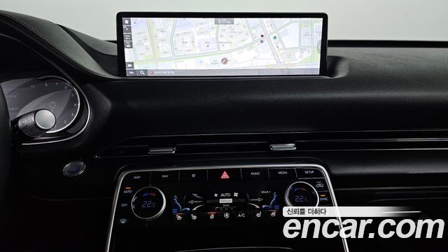 Genesis GV80 2020 — photo 20