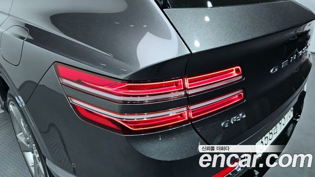 Genesis GV80 2020 — photo 9
