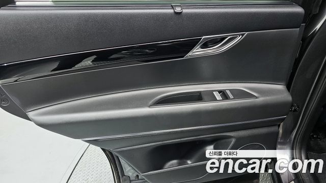 Genesis GV80 2020 — photo 15