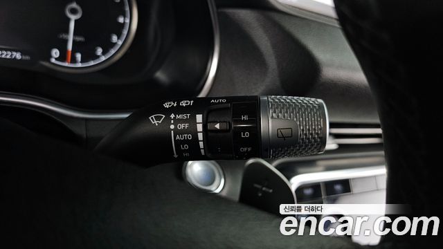 Genesis GV80 2020 — photo 31