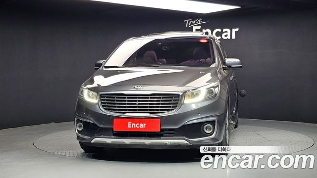 Kia Canival 2018 — photo 3