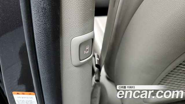 Kia Canival 2018 — photo 23