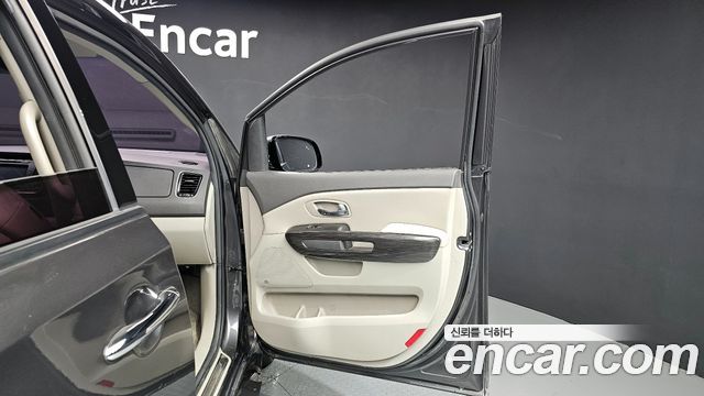Kia Canival 2018 — photo 15