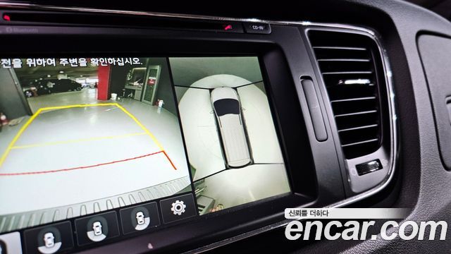 Kia Canival 2018 — photo 32