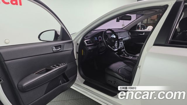 Kia K5 2019 — photo 13