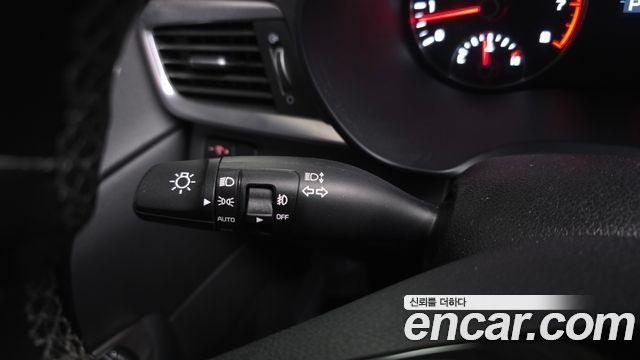 Kia K5 2019 — photo 24