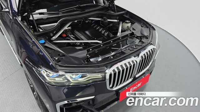 BMW X7 2021 — photo 6
