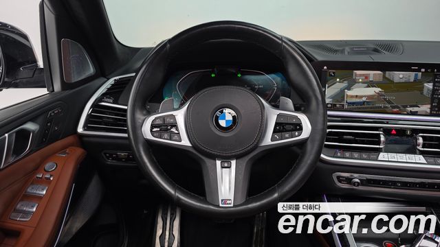 BMW X7 2021 — photo 19
