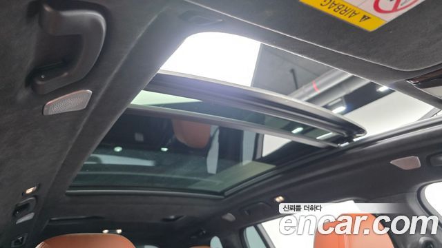 BMW X7 2021 — photo 24