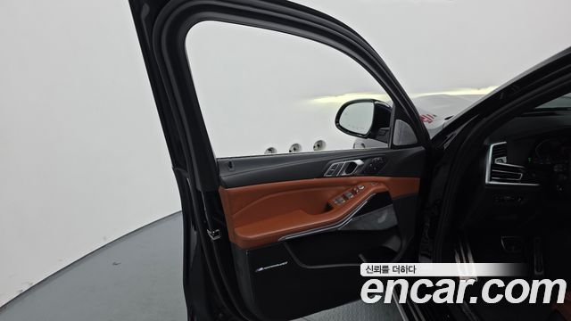BMW X7 2021 — photo 14