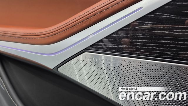 BMW X7 2021 — photo 34