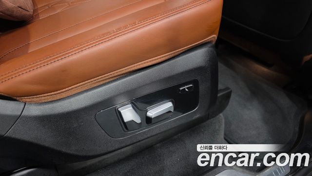 BMW X7 2021 — photo 36