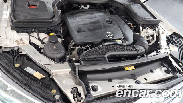 Mercedes-Benz GLC-Class 2020 — photo 6