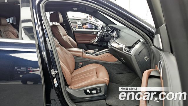 BMW X6 2021 — photo 11