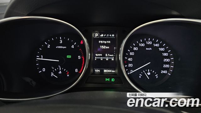 Hyundai Santafe 2016 — photo 8