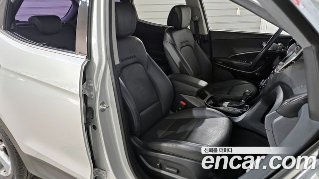Hyundai Santafe 2016 — photo 11