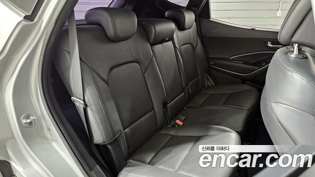 Hyundai Santafe 2016 — photo 12
