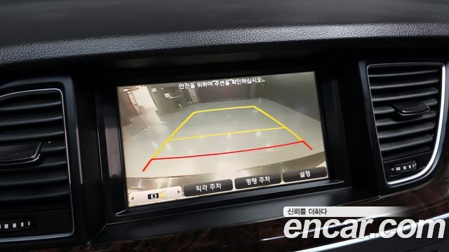 Hyundai Genesis 2016 — photo 21