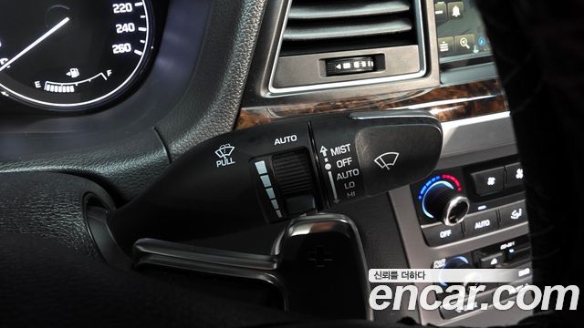 Hyundai Genesis 2016 — photo 24