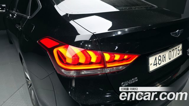 Hyundai Genesis 2016 — photo 9