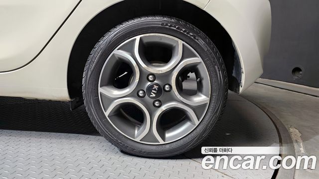 Kia morning 2014 — photo 7