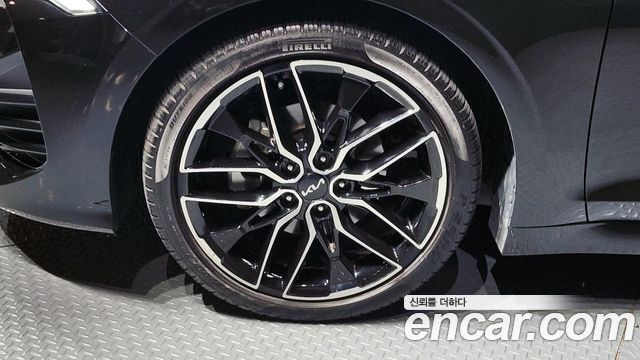 Kia K5 2023 — photo 5