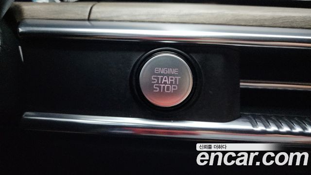 Kia K5 2023 — photo 23